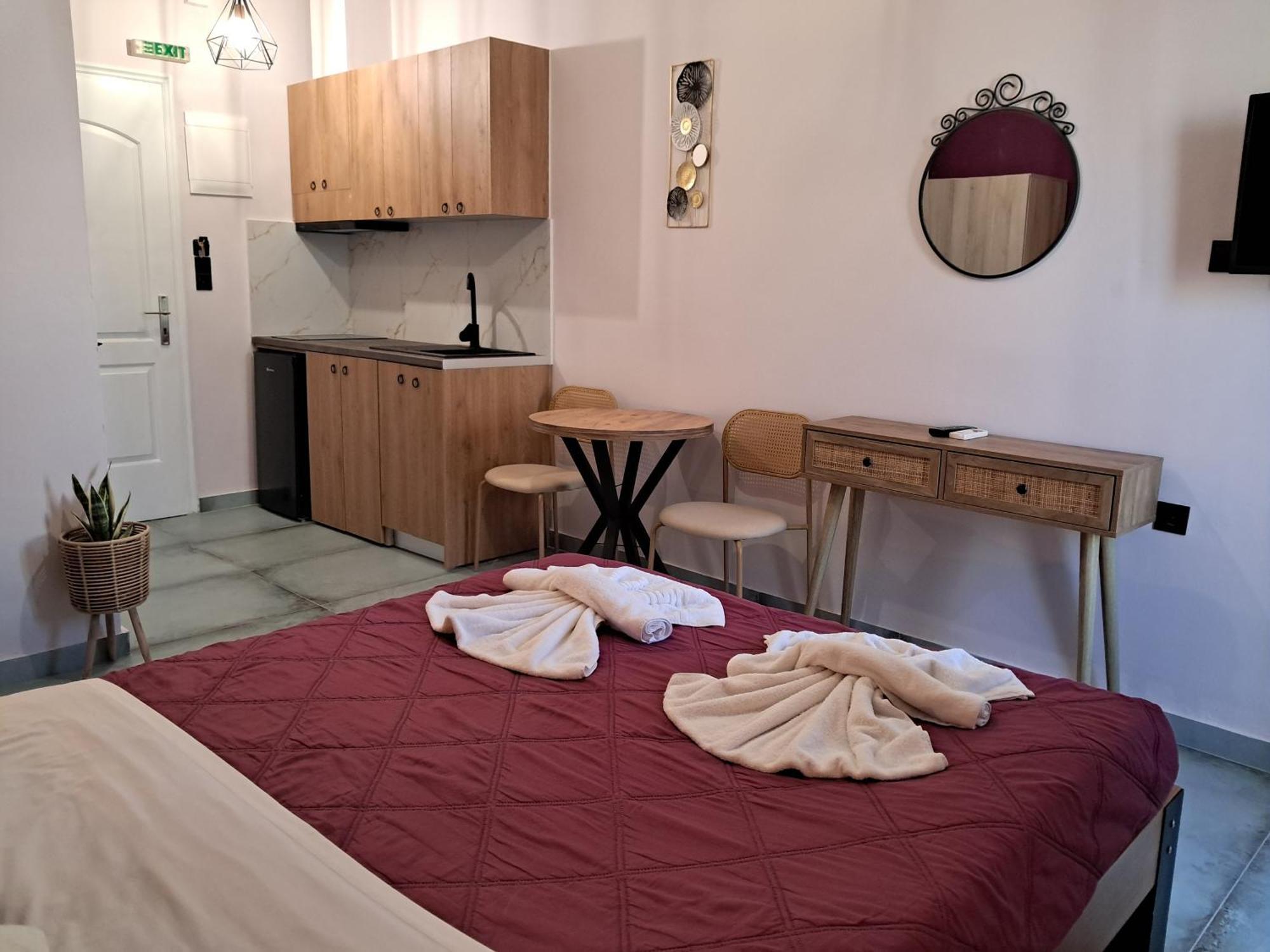 Poppy Beloni Aparthotel Chania  Ngoại thất bức ảnh