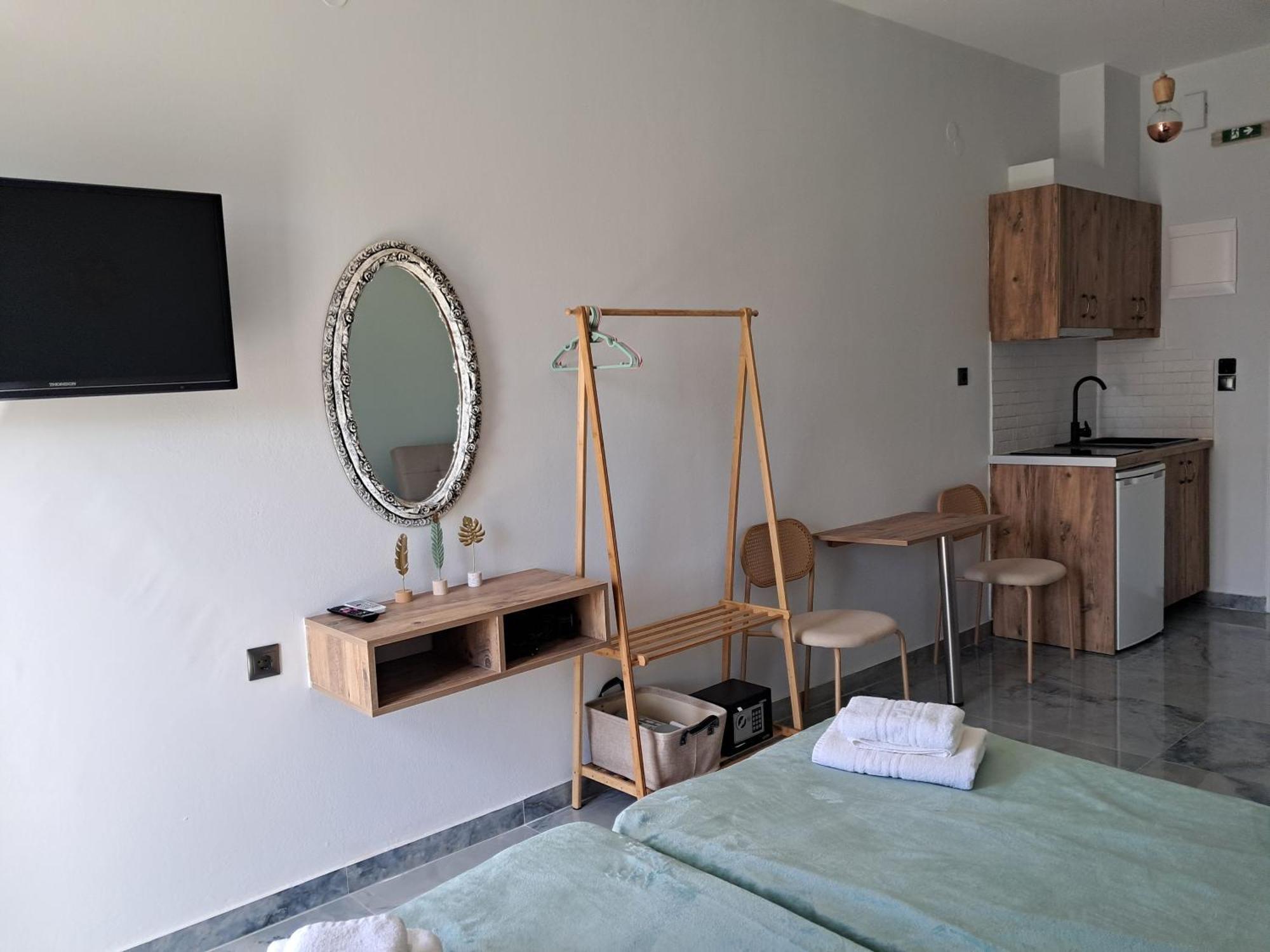Poppy Beloni Aparthotel Chania  Ngoại thất bức ảnh